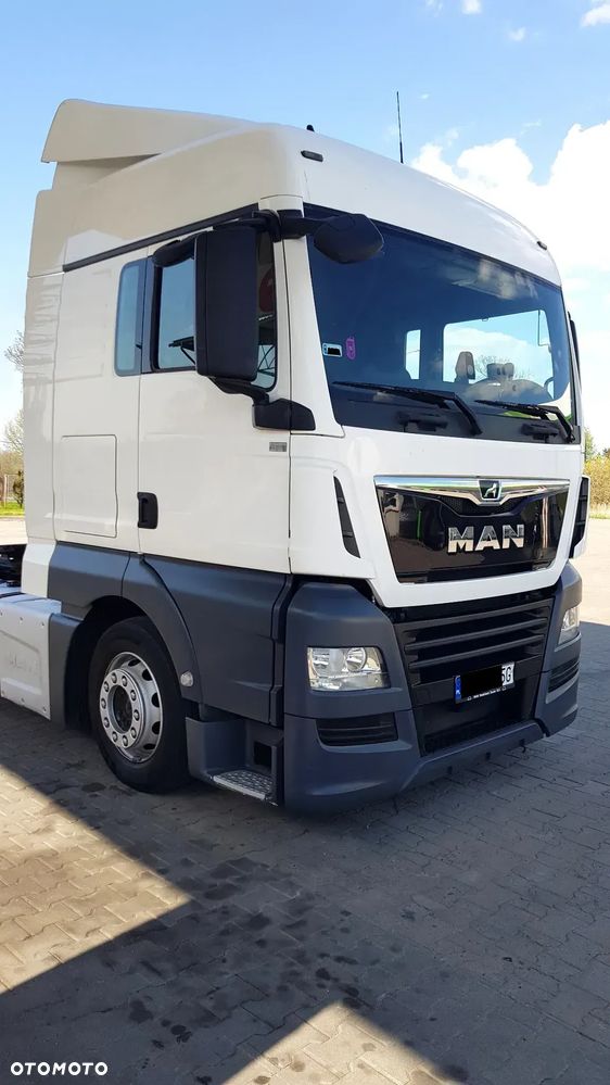 MAN TGX - 8