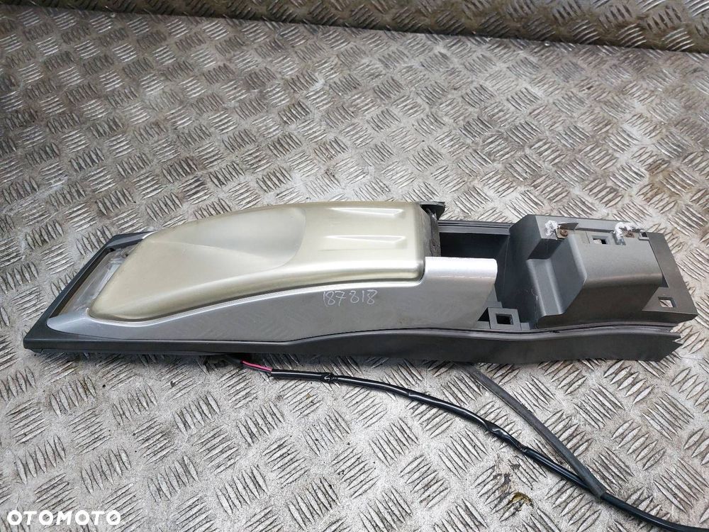 LAMPA DACHOWA PRAWA X-TRAIL II T31 - 6