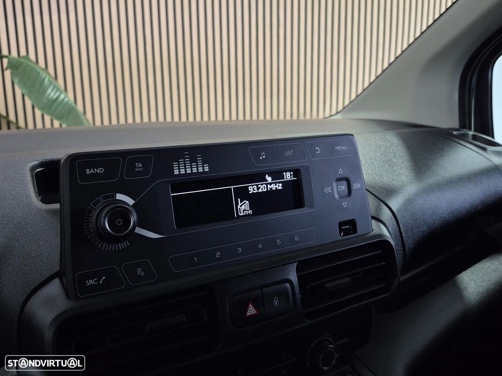 Peugeot Partner LONGA - 67.000KM | GARANTIA | 3 LUG. - NACIONAL - 14