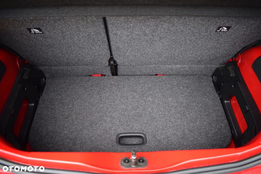 Volkswagen up! - 26
