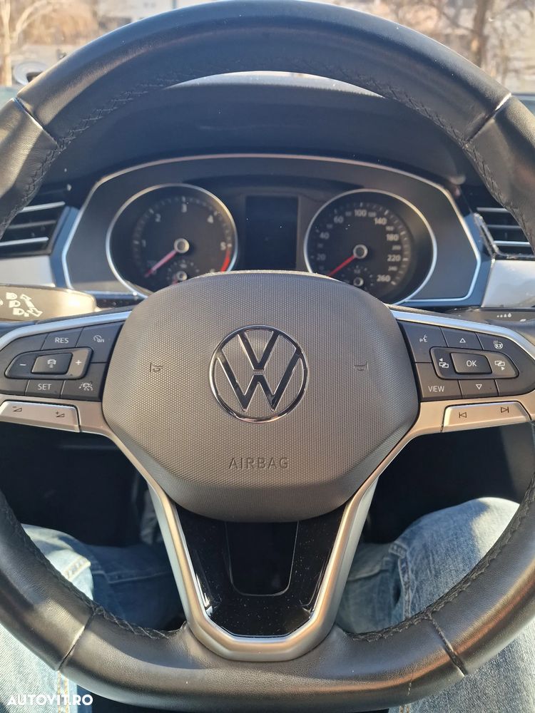 Volkswagen Passat 2.0 TDI SCR Business - 7