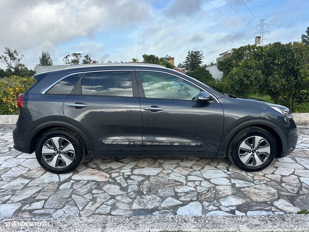 Kia Niro 1.6 GDi PHEV Tech - 9