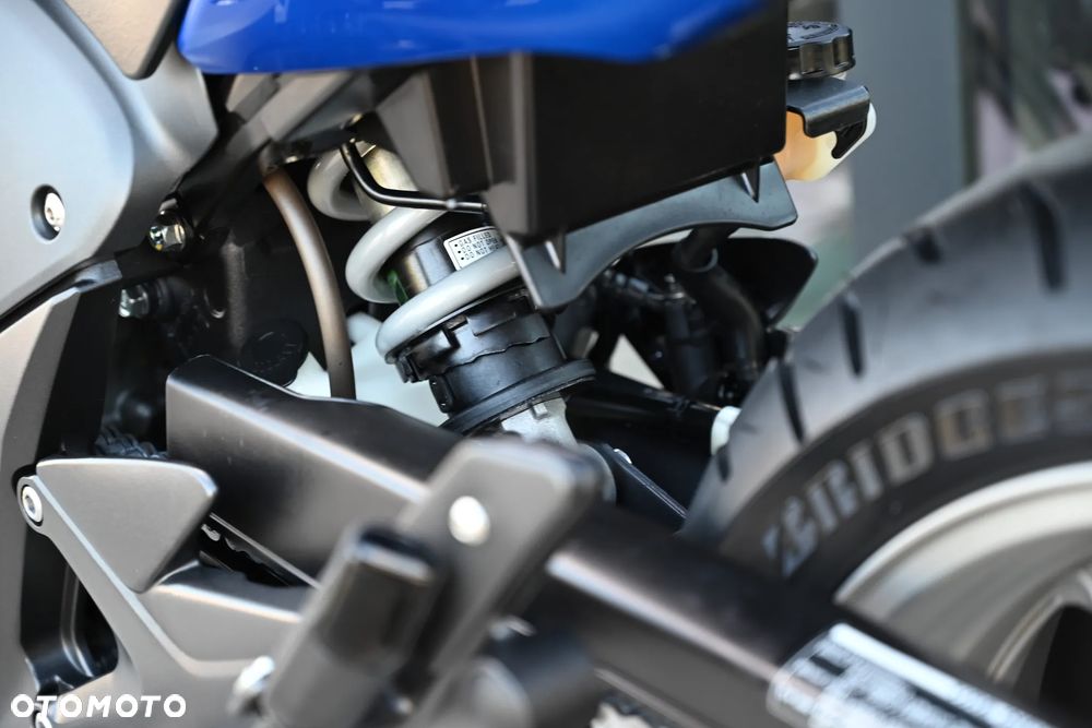 Honda CBF - 27