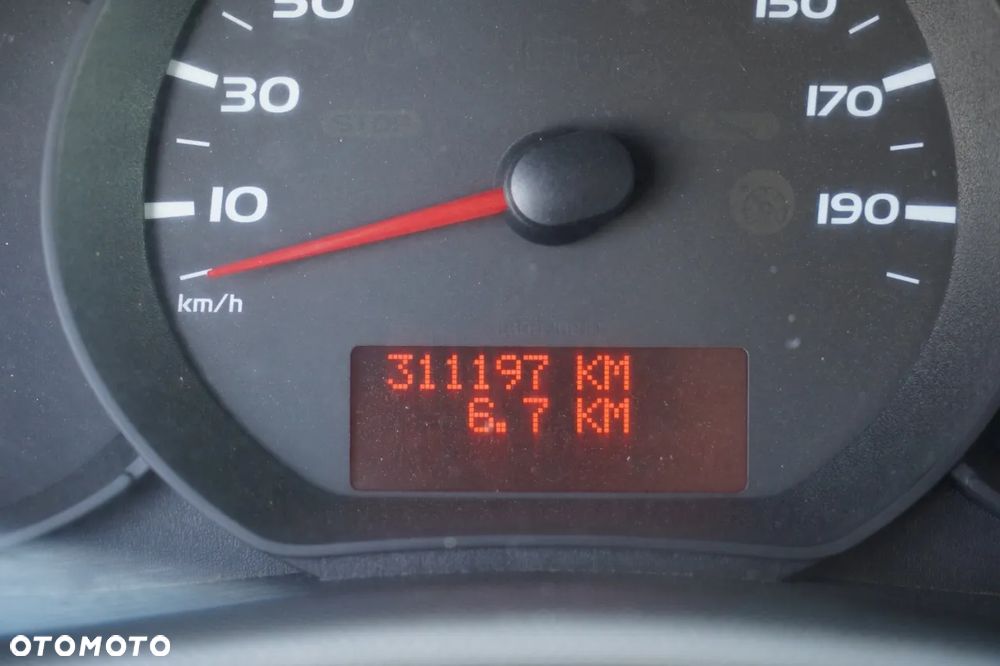 Renault MASTER / BLASZAK / FURGON / BRYGADÓWKA 7 MIEJSC  / SPROWADZONY - 37