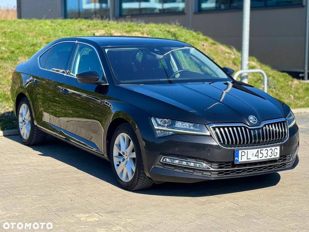 Skoda Superb 2.0 TDI SCR 4x4 Style DSG - 4