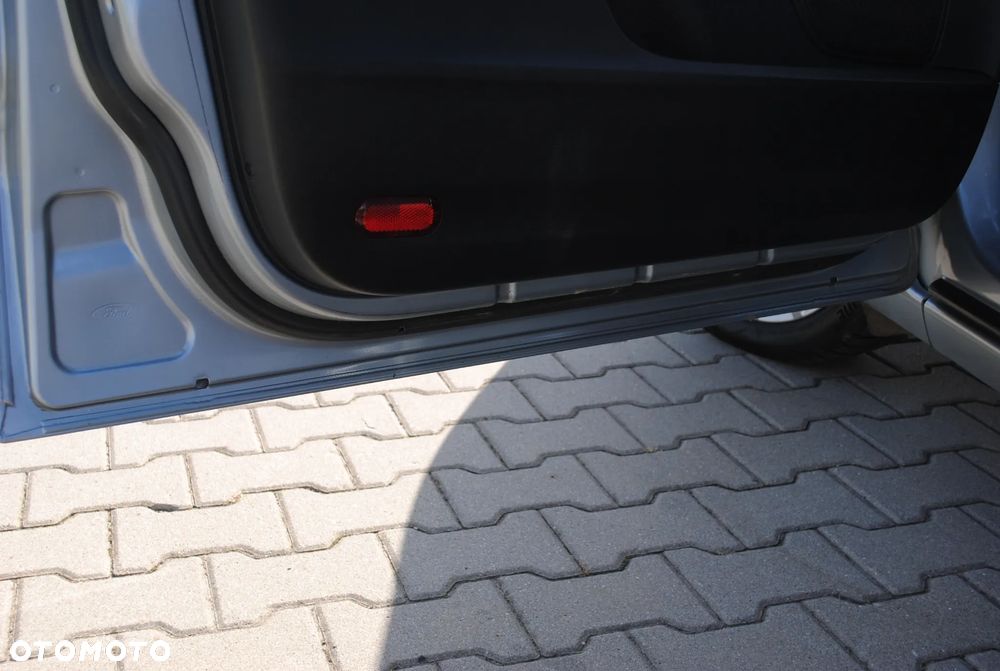 Ford S-Max 2.0 TDCi Titanium - 29