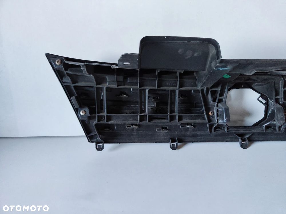 Atrapa zderzaka przedniego. Gril Suzuki Vitara 72121 54P0 - 8