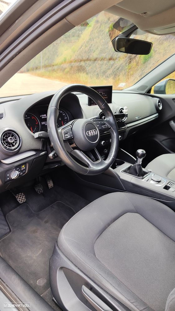 Audi A3 Sportback 1.6 TDI Sport - 8