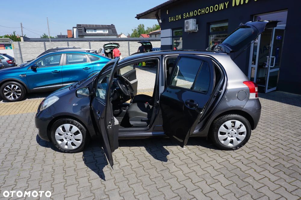 Toyota Yaris 1.33 VVT-i Cool - 17