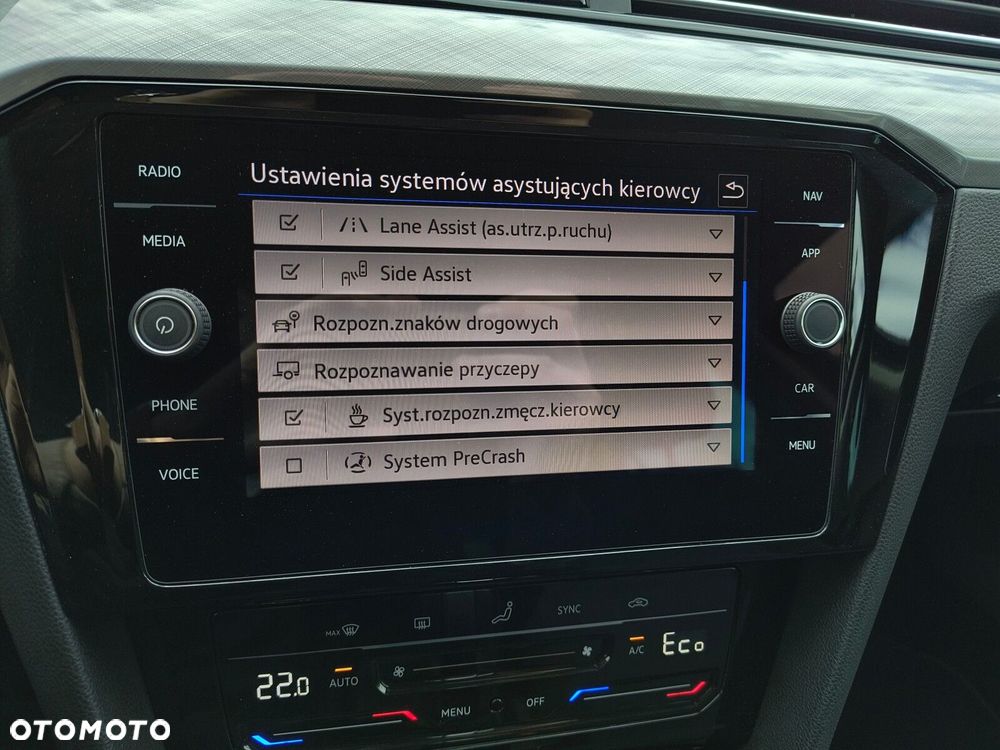 Volkswagen Passat - 29