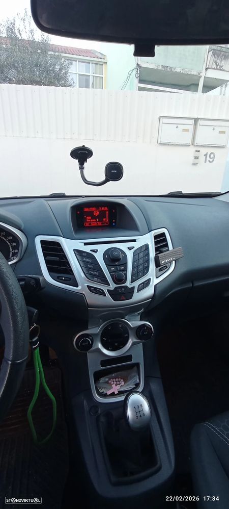 Ford Fiesta 1.25 Titanium - 11
