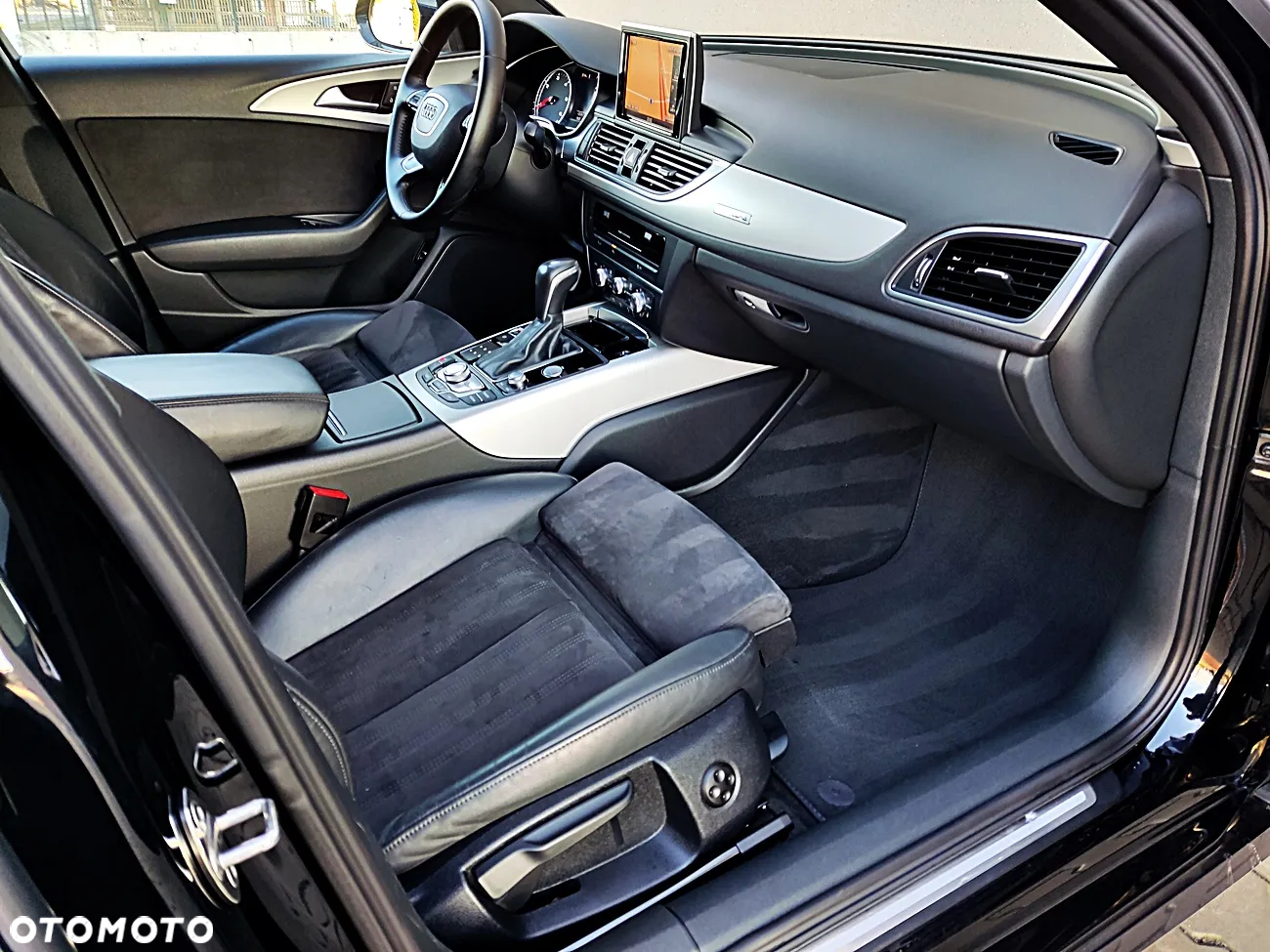 Audi A6 Avant 3.0 TDI quattro S tronic - 24