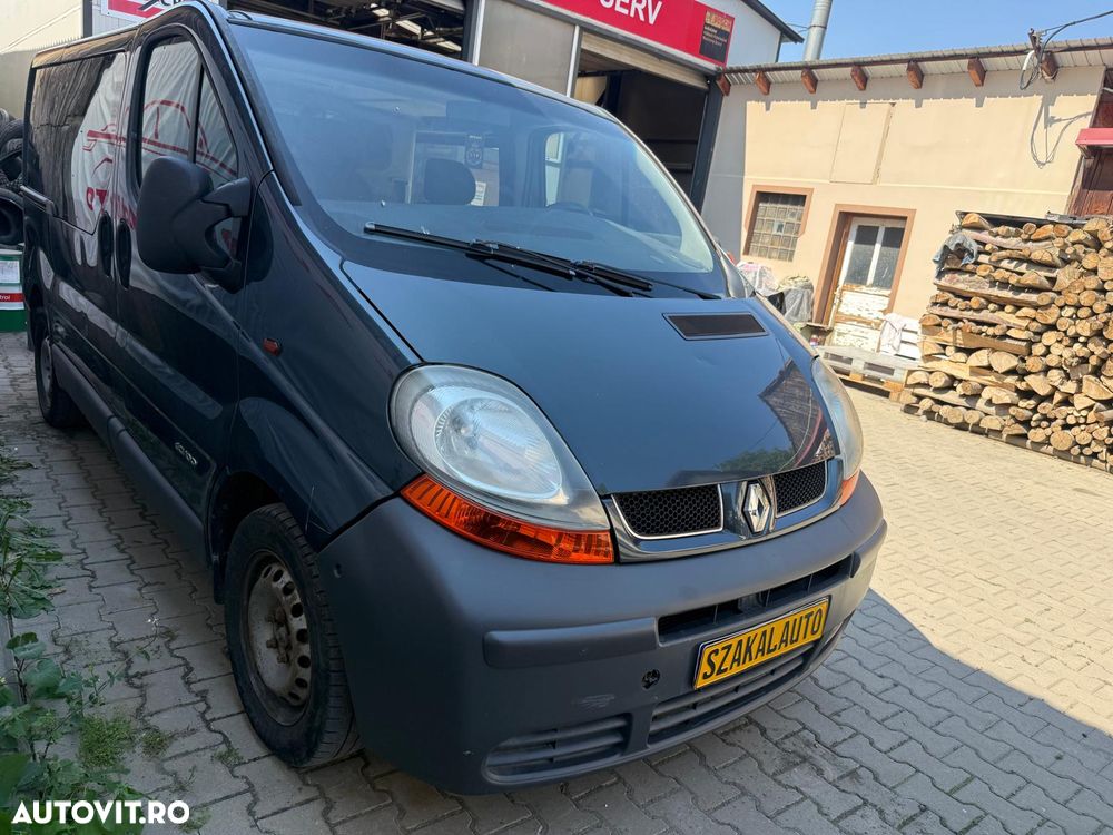 Renault Trafic - 15