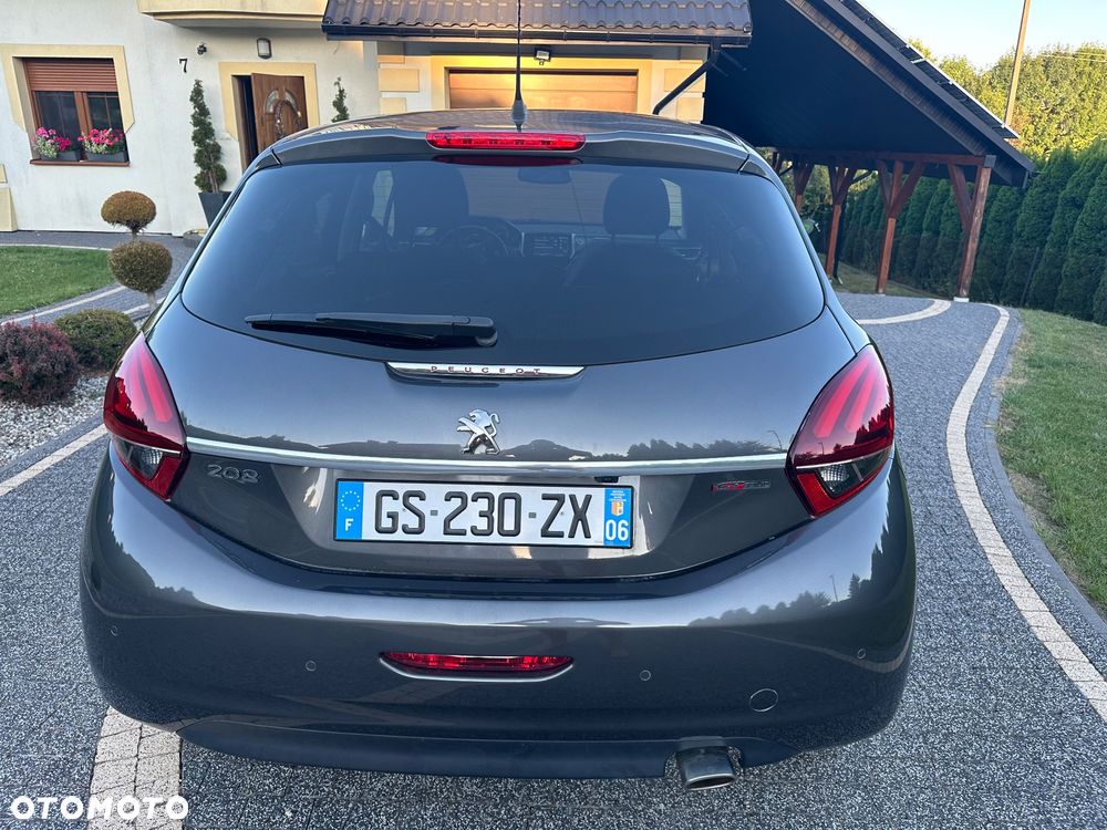 Peugeot 208 PureTech 130 EAT8 GT Pack - 8