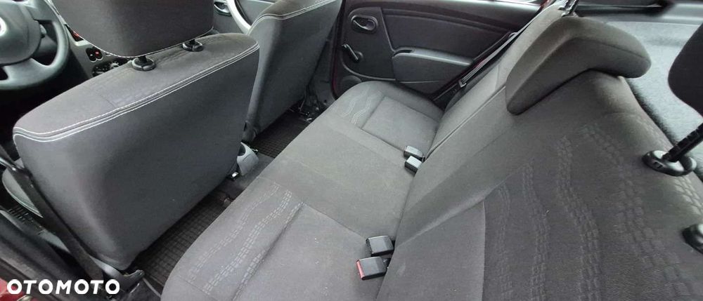 Dacia Sandero Stepway 1.6 - 10