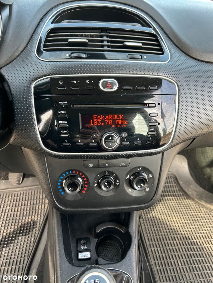 Fiat Punto Evo 1.4 8V Estiva Blue&Me - 19