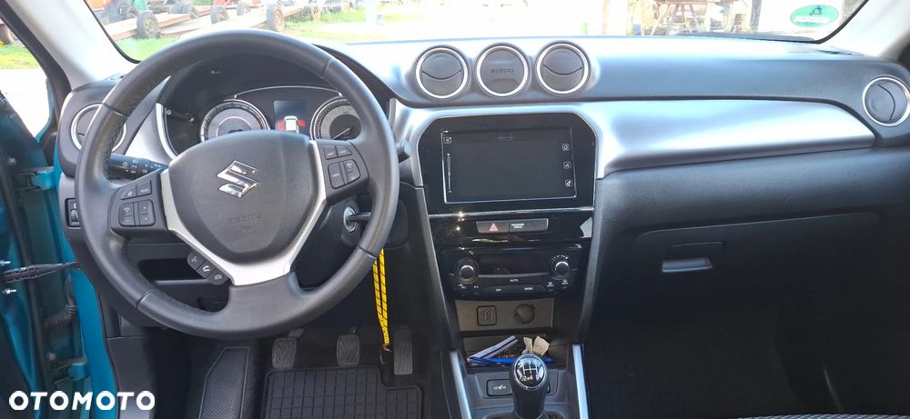 Suzuki Vitara 1.0 Boosterjet Premium 2WD - 20