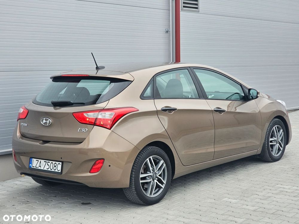 Hyundai i30 1.4 CRDi Trend - 12
