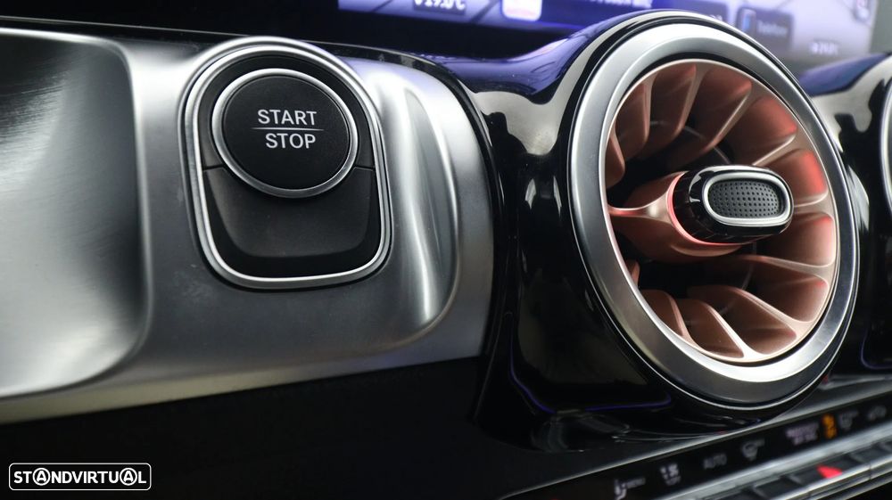 Mercedes-Benz EQB 250+ Electric Art - 25