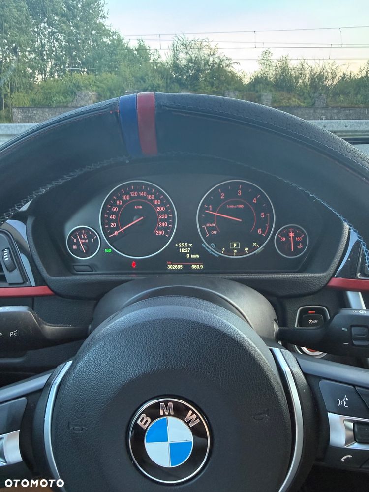 BMW Seria 3 320d - 11