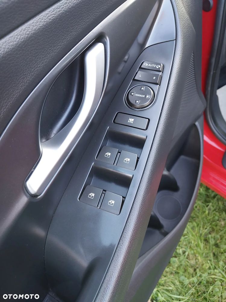 Hyundai i30 1.4 T-GDI Passion Plus - 27