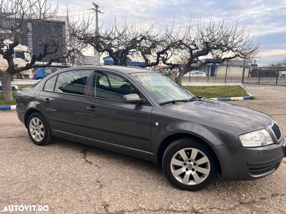 Skoda Superb 1,9 TDI Elegance - 19