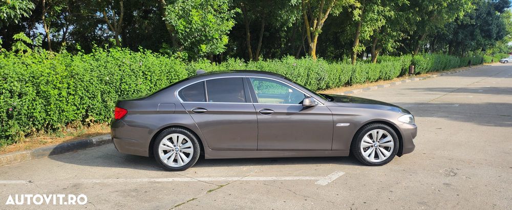 BMW Seria 5 520d Aut. - 4