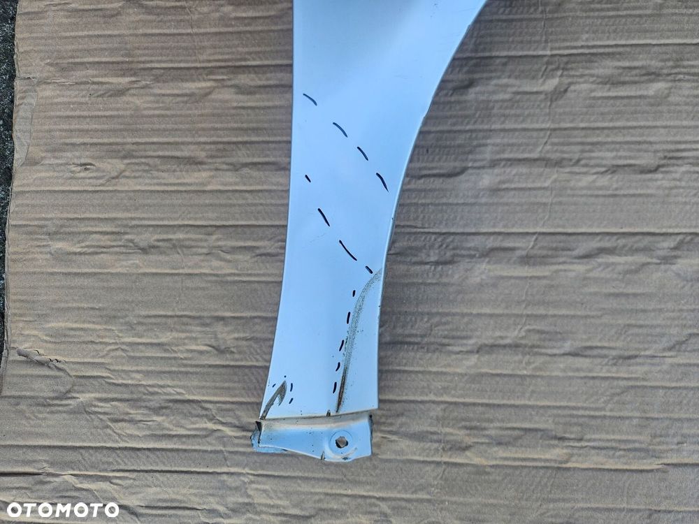 TOYOTA AVENSIS T27 09-14 BŁOTNIK PRAWY 1F7 - 2