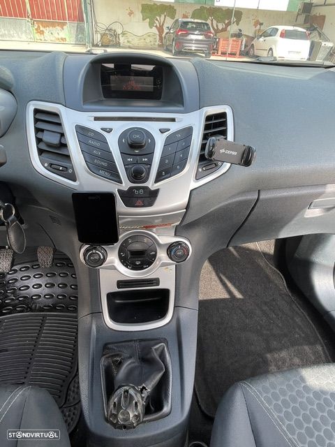 Ford Fiesta 1.25 Titanium 124g - 14