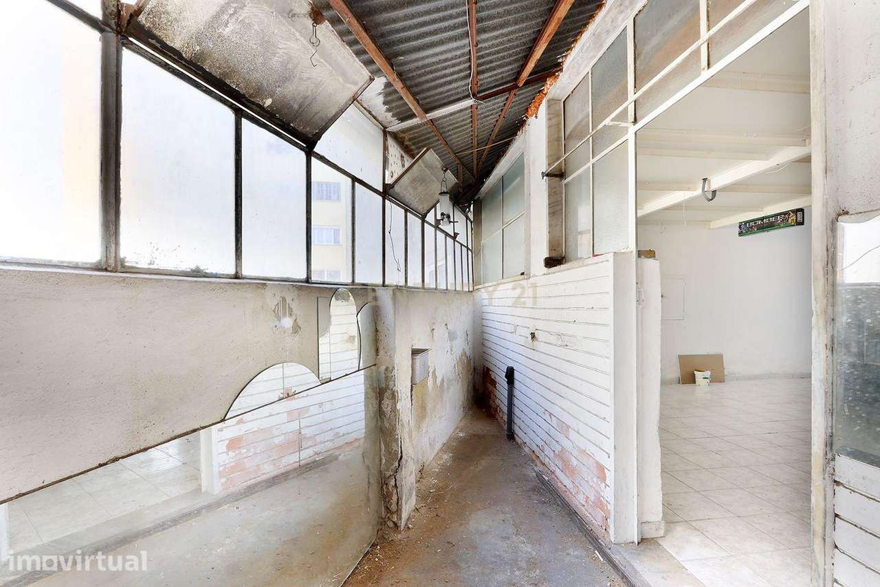 Mais do que um Espaço Comercial: Versatilidade no Coração de Moscavide - Grande imagem: 4/7