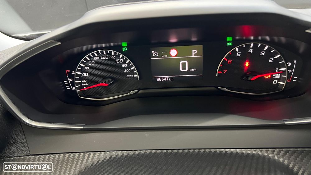 Peugeot 2008 1.2 PureTech Allure Pack EAT8 - 23