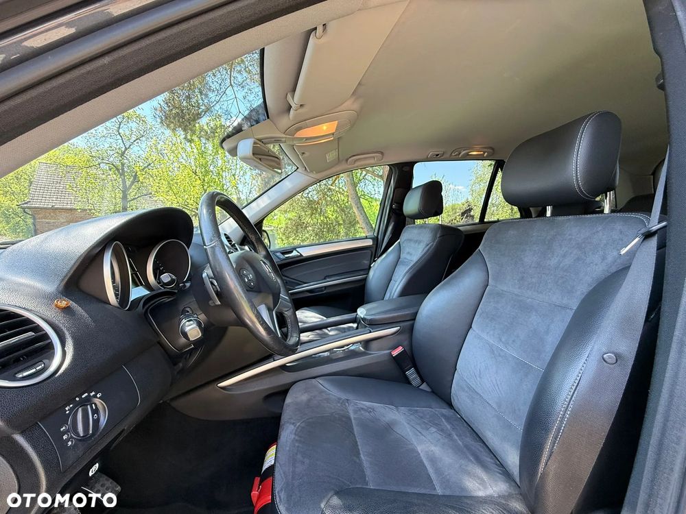 Mercedes-Benz ML - 16