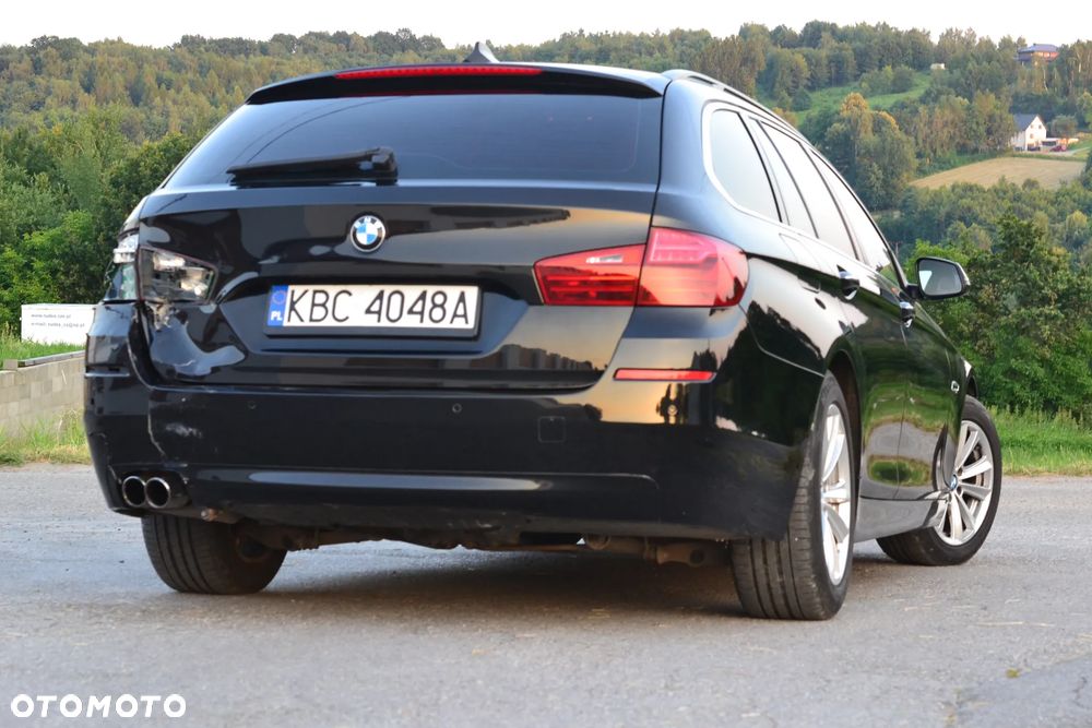 BMW Seria 5 520d xDrive Luxury Line - 3