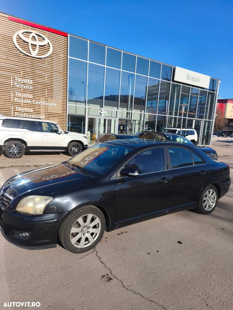 Toyota Avensis 1.8 Comfort - 15