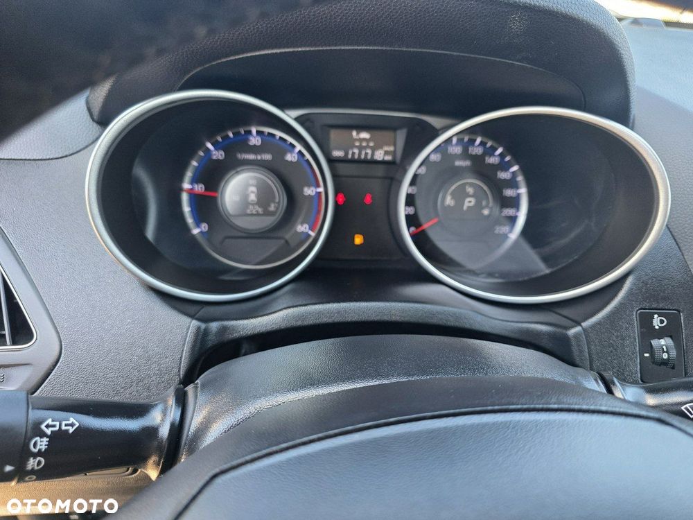 Hyundai ix35 2.0 CRDi 4WD Automatik Finale Gold - 36