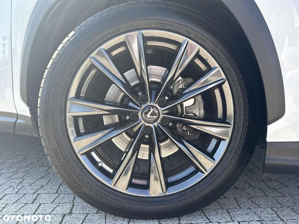 Lexus NX - 29