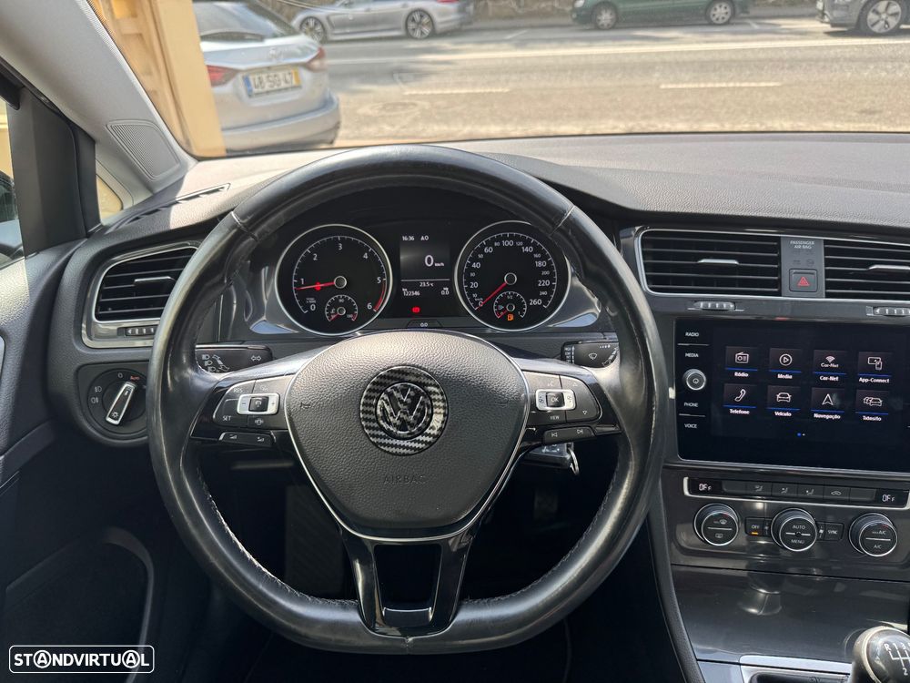 VW Golf Variant 1.6 TDi Confortline - 33
