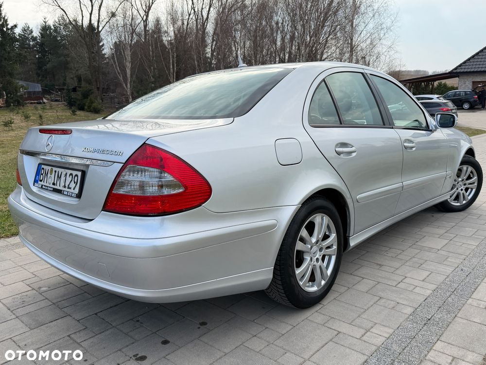 Mercedes-Benz Klasa E 200 Kompressor T Elegance - 2
