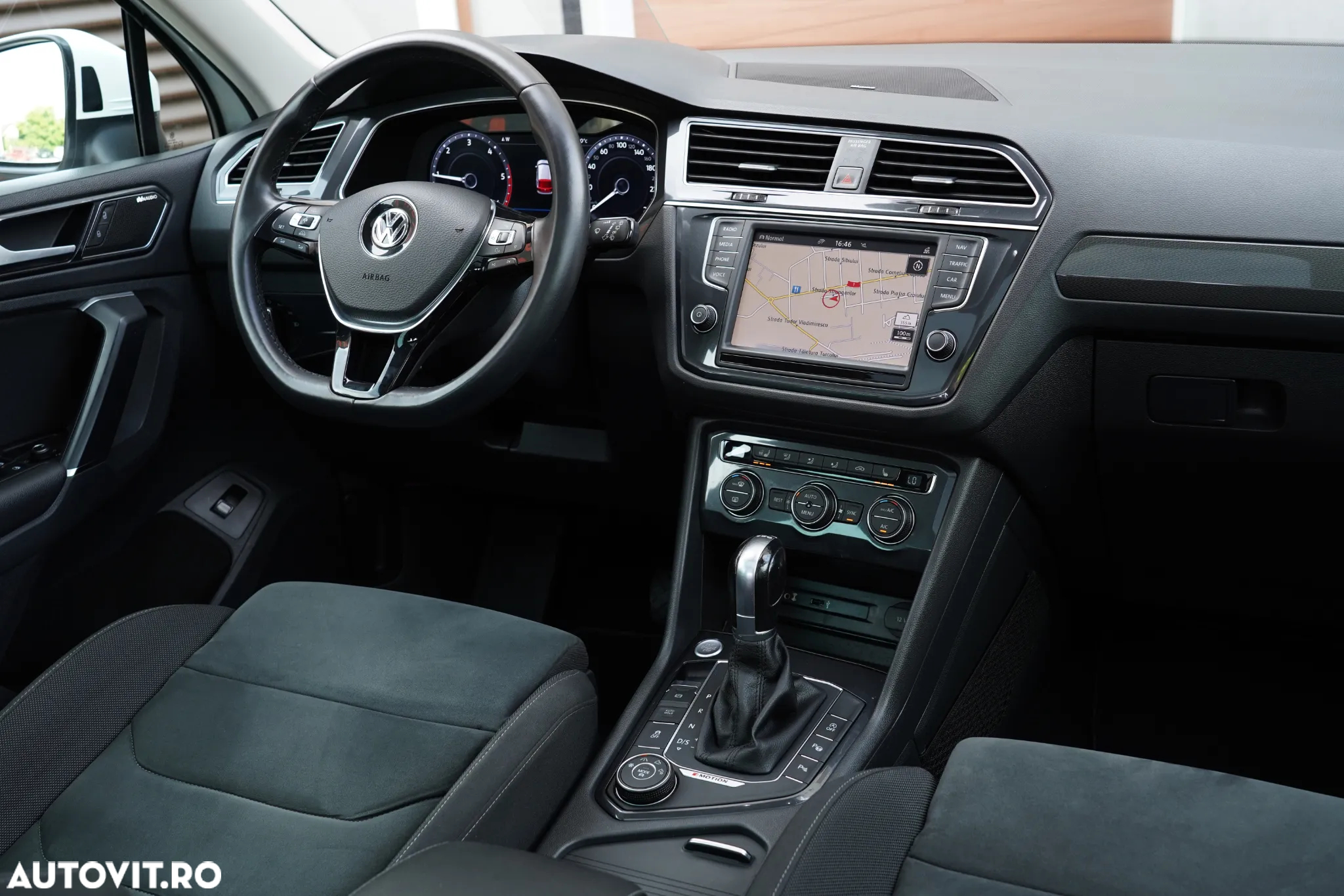 Volkswagen Tiguan 2.0 TDI SCR 4MOTION DSG Highline - 7