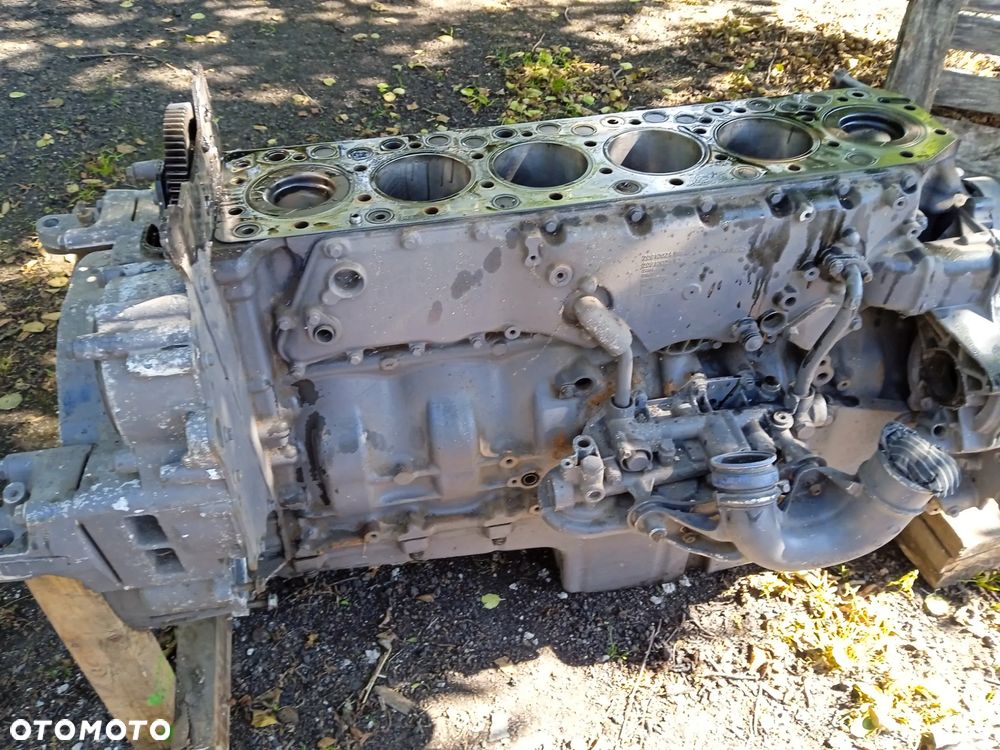 silnik słupek blok + wał + tłoki RENAULT premium 450 DXI