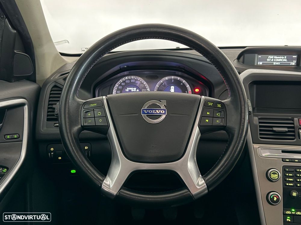 Volvo XC 60 2.0 D3 Drive Momentum - 20