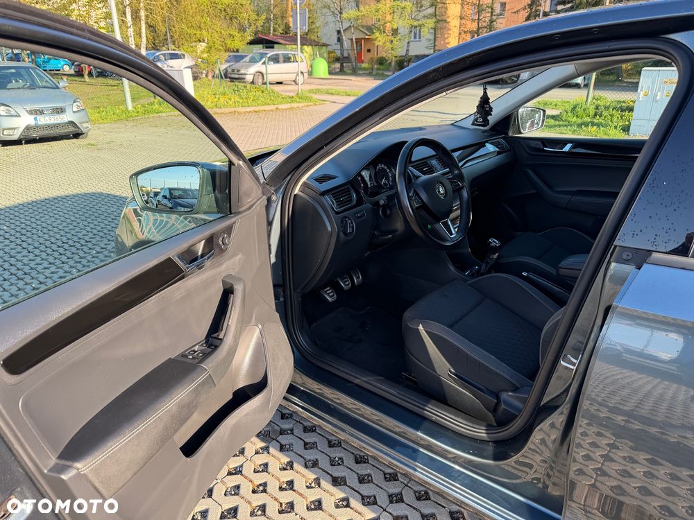 Skoda RAPID 1.0 TSI Style - 9
