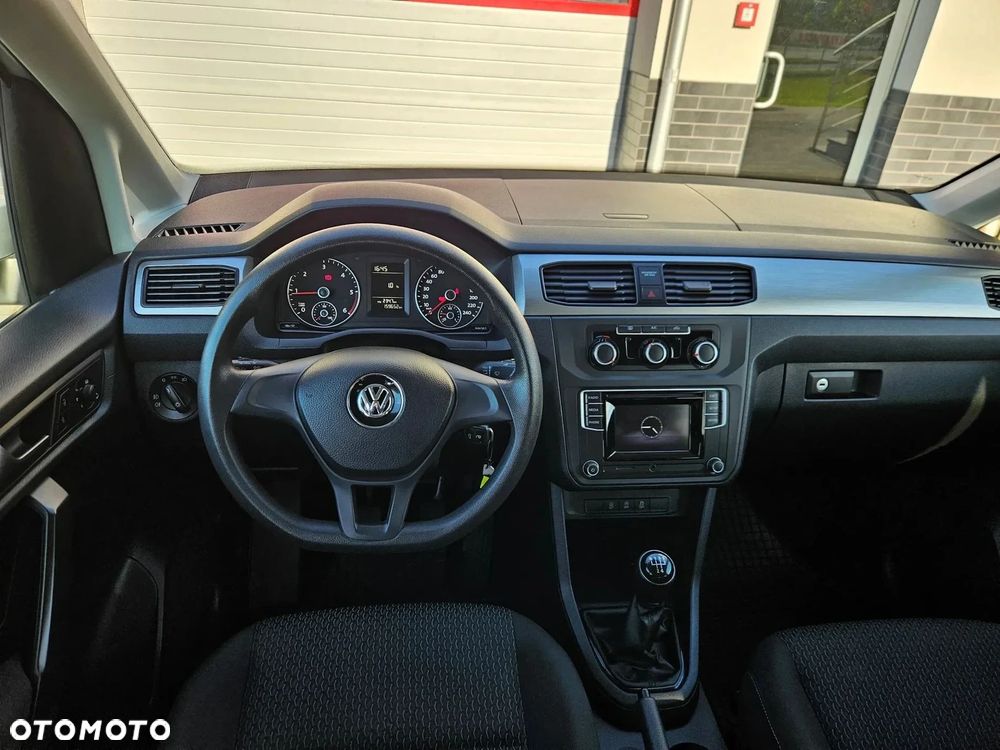 Volkswagen Caddy - 9