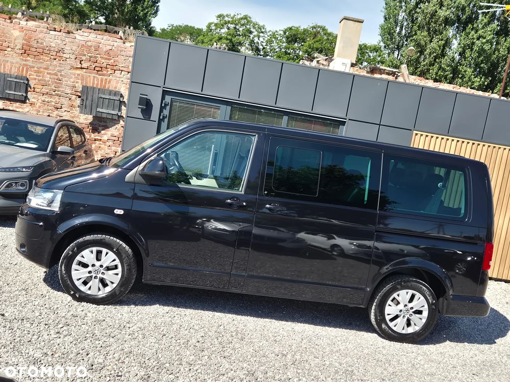 Volkswagen Caravelle - 7