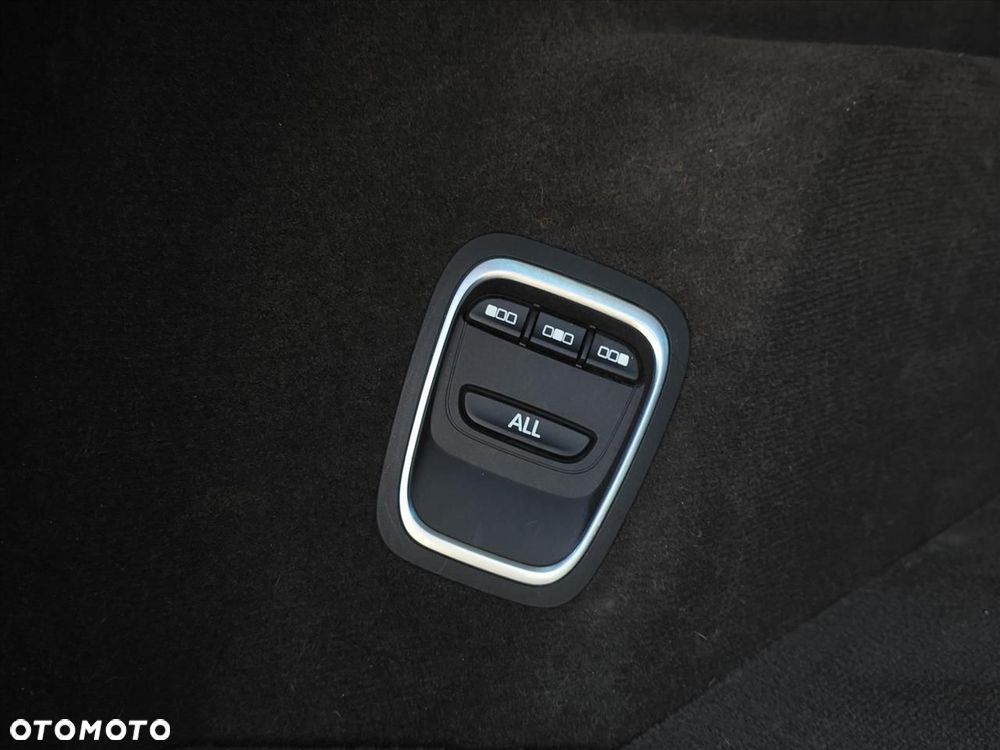 Renault Espace 1.6 dCi Energy Initiale Paris EDC - 18