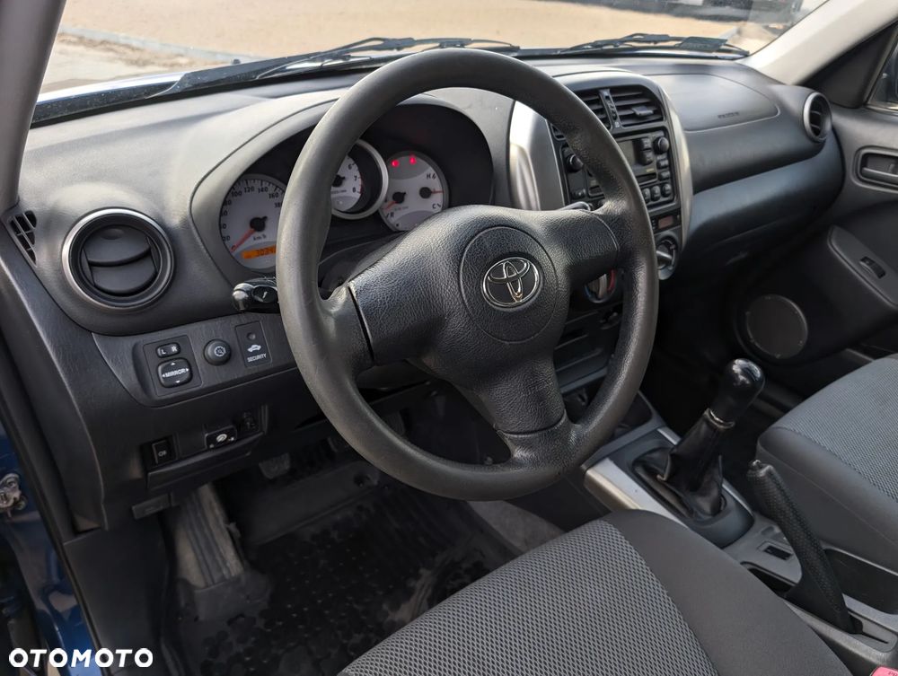 Toyota RAV4 4x2 - 23