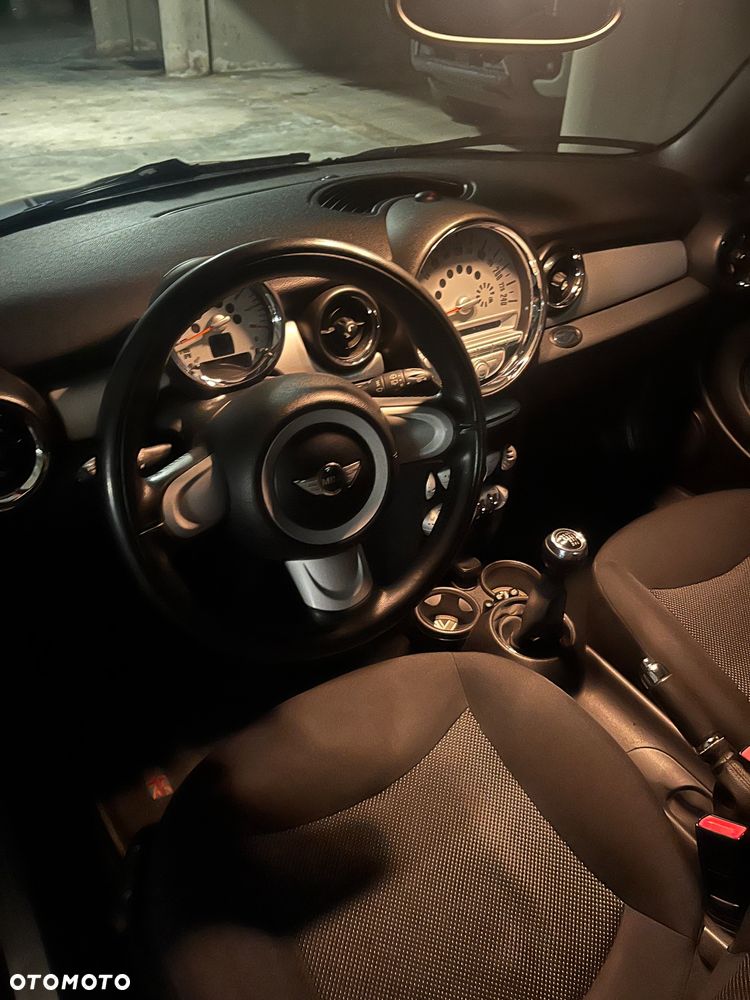MINI ONE - 7