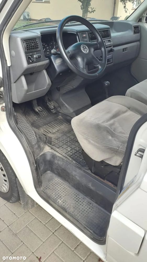 Volkswagen Transporter - 7