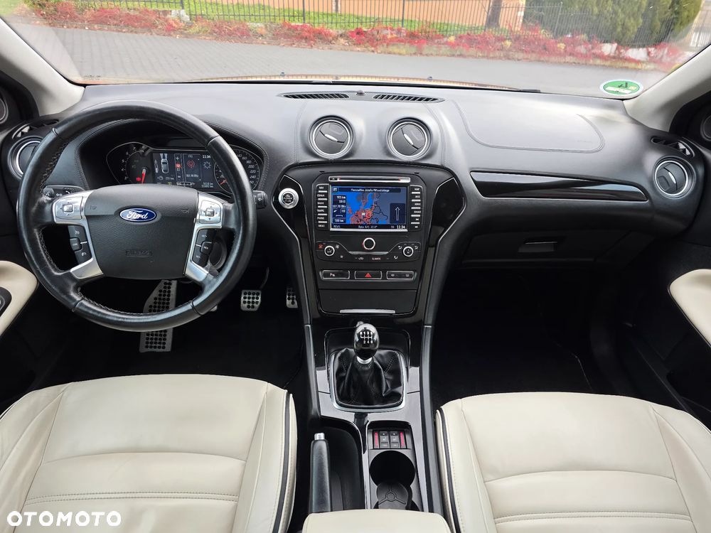 Ford Mondeo 2.0 T Titanium - 21