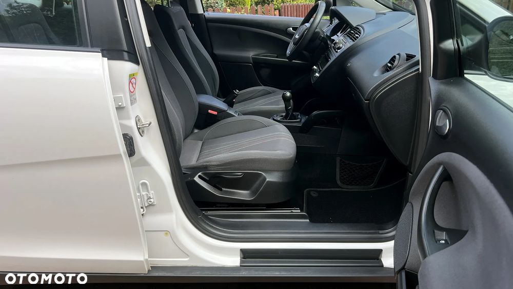 Seat Altea XL 1.6 TDI DPF CR Reference Copa - 22